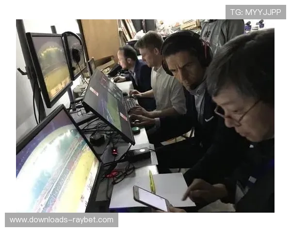 门线技术成本高昂 低级别联赛依然依赖视频回放判定