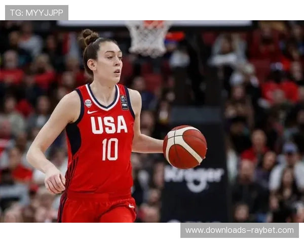 球星布里安娜·斯图尔特积极参与工会工作,为球员权益发声 球星布里安娜·斯图尔特积极参与工会工作,为球员权益发声